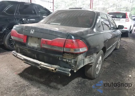 2001 Honda Accord 3.0 Ex from USA, damaged, VIN 1HGCG16561A036659